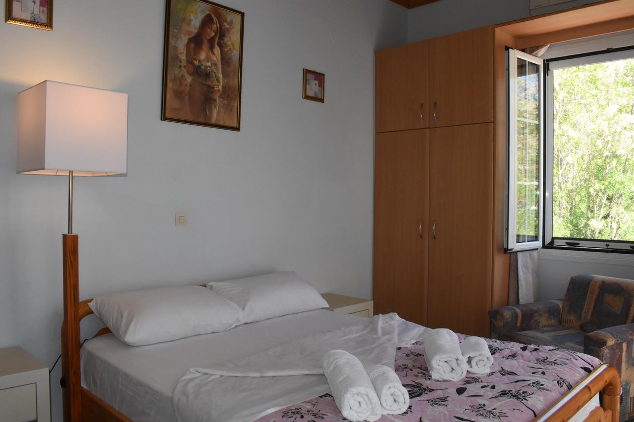 Starvillas Apartments And Studios Agia Efimia Extérieur photo