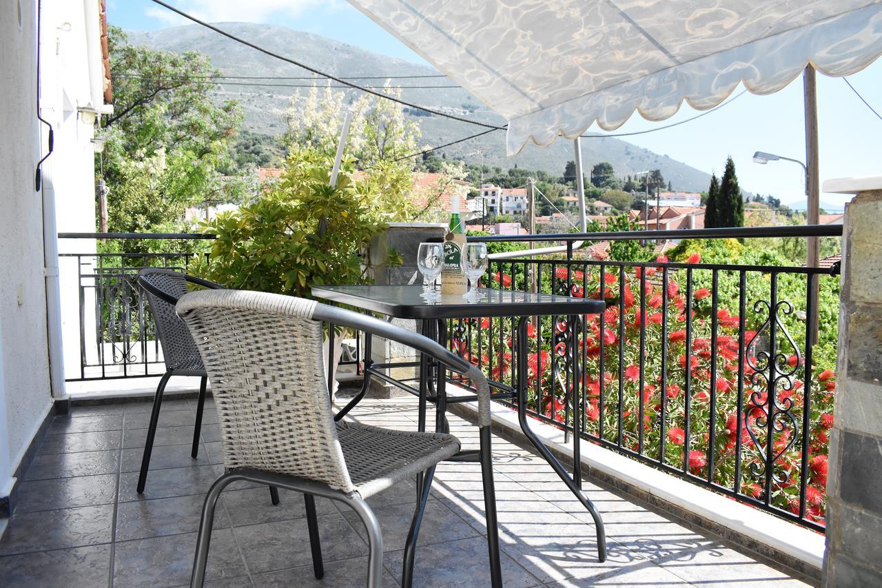 Starvillas Apartments And Studios Agia Efimia Extérieur photo