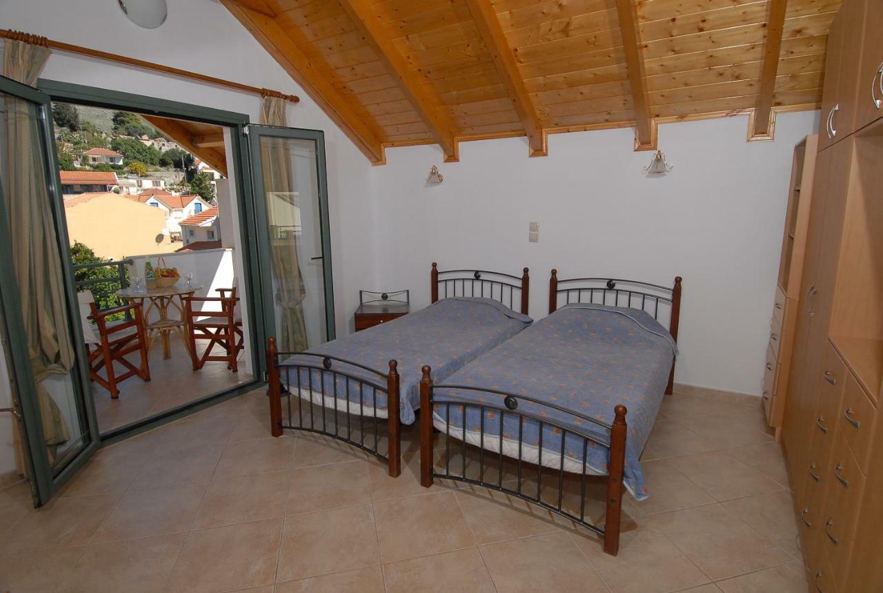 Starvillas Apartments And Studios Agia Efimia Extérieur photo